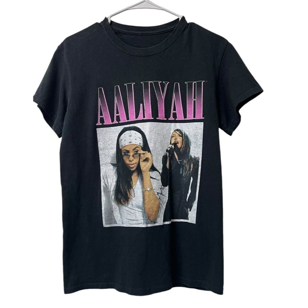 AALIYAH Black Purple Concert Singer Tee Shirt Size Small